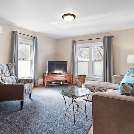 Pioneer Vacation Rentals - Pioneer North Suite Downtown Ешленд Екстер'єр фото