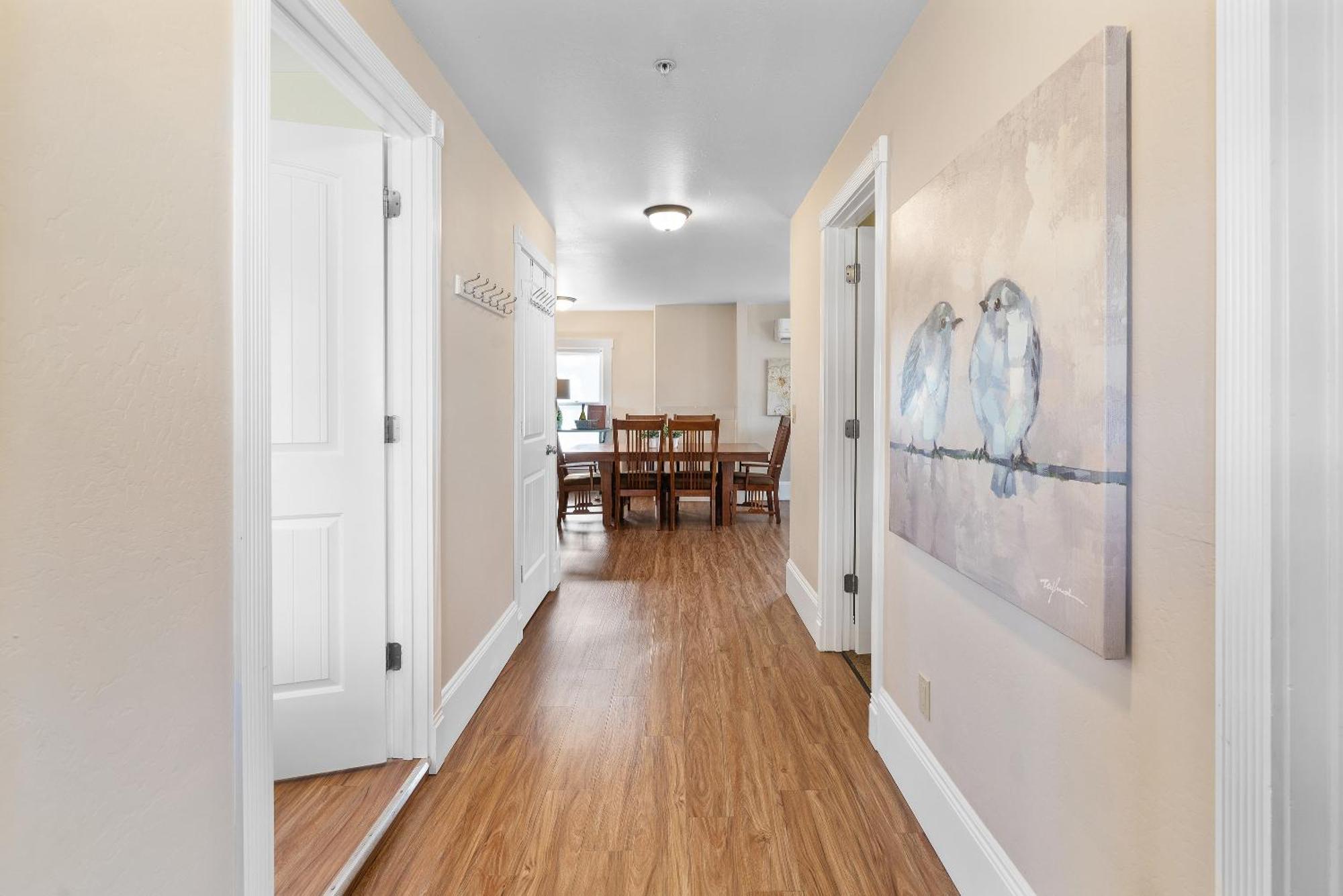 Pioneer Vacation Rentals - Pioneer North Suite Downtown Ешленд Екстер'єр фото
